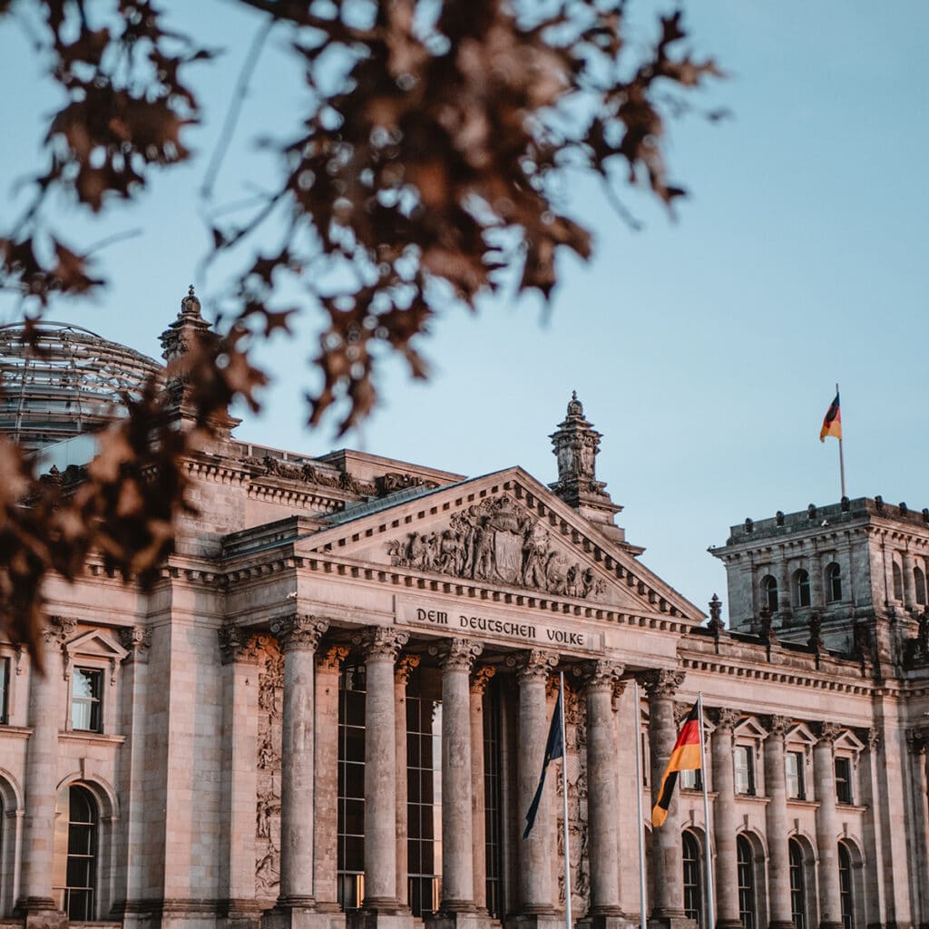 Bus mieten Berlin - Reichstag und Regierungsviertel | Busguru